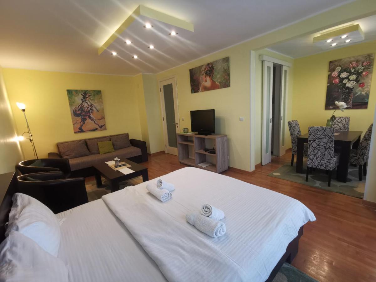 Twin Belville Apartments Belgrado Exterior foto